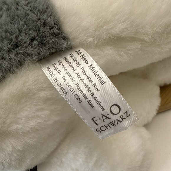 Fao Schwarz Husky 12" Stuffed Animal Plush Christmas Red Bow NEW - Picture 7 of 8